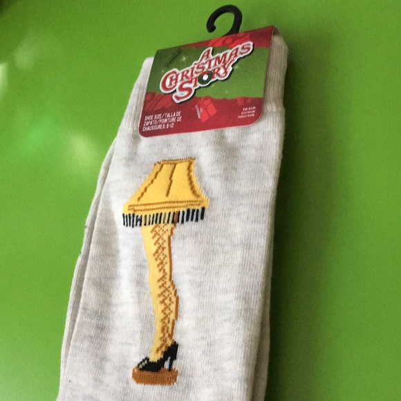 Socks LEG LAMP a Christmas Story movie kitsch fishnet stocking classic NEW - Picture 6 of 6